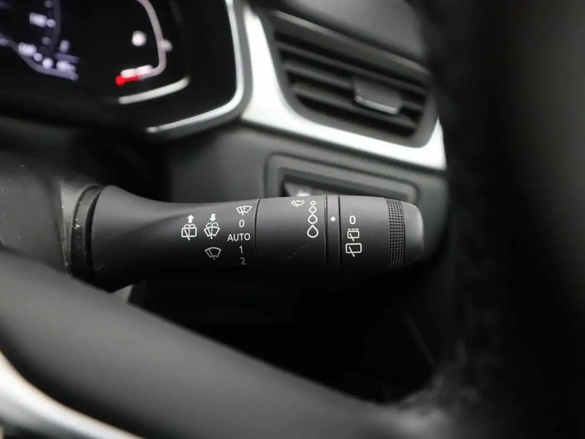 2021-renault-captur-13-tce-s-edition-140ps-big-33