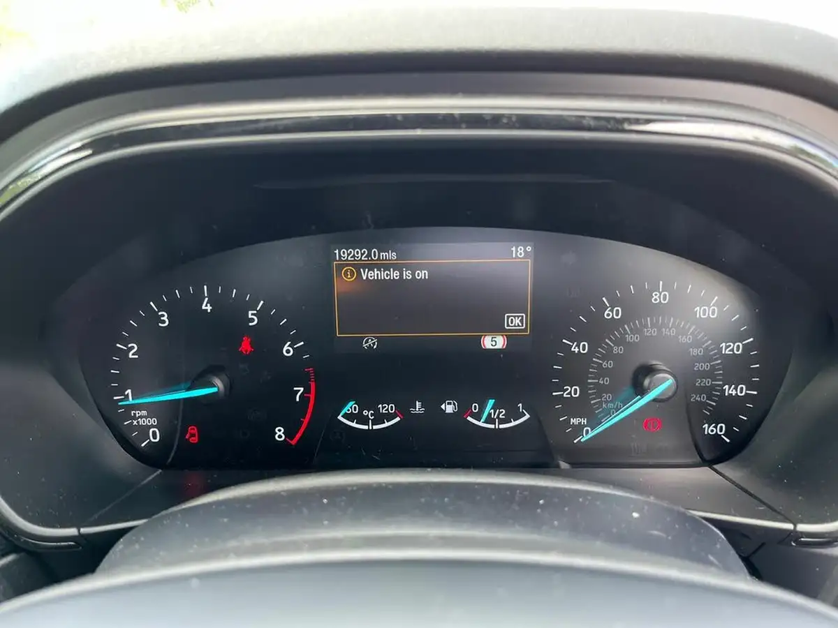 2024-ford-focus-10t-st-line-125ps-hatchback-big-22