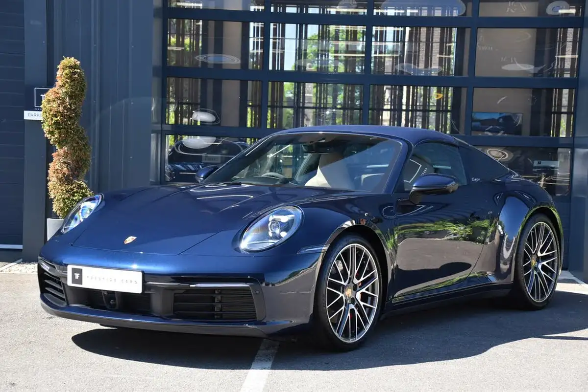 2021-porsche-911-30-targa-4s-big-33