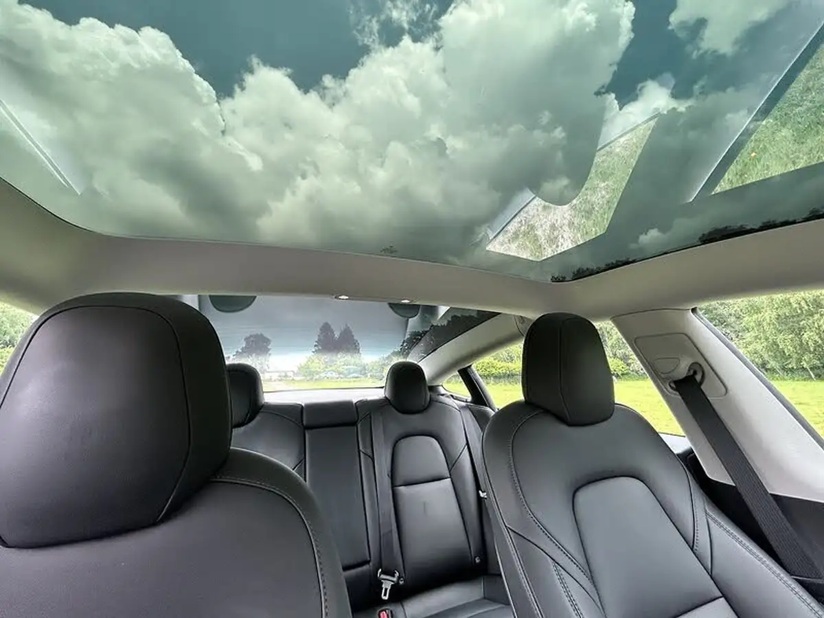 2021-tesla-model-3-e-standard-plus-big-18