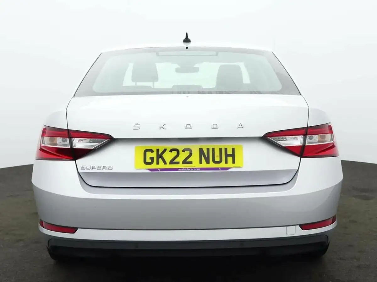 2022-skoda-superb-15-tsi-se-hatchback-dsg-big-3