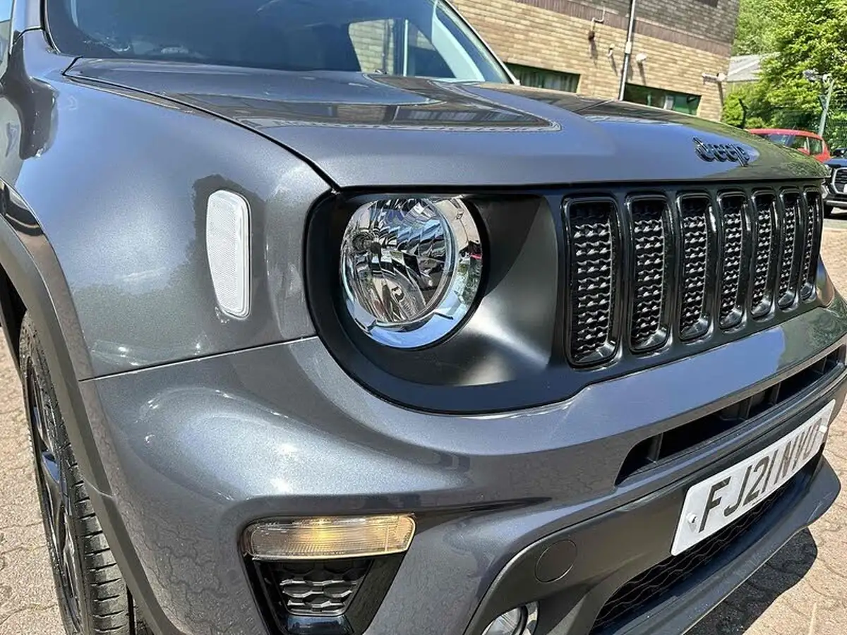 2021-jeep-renegade-10-gse-night-eagle-big-16