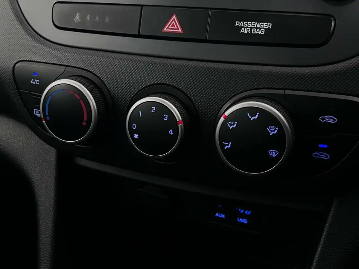 2017-hyundai-i10-10-se-big-34