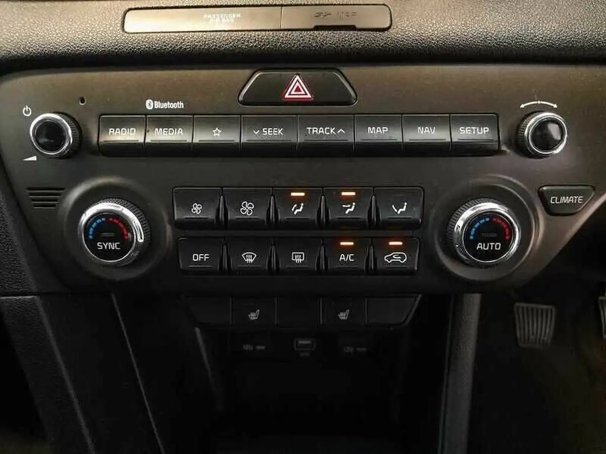 2020-kia-sportage-16-gdi-2-big-28