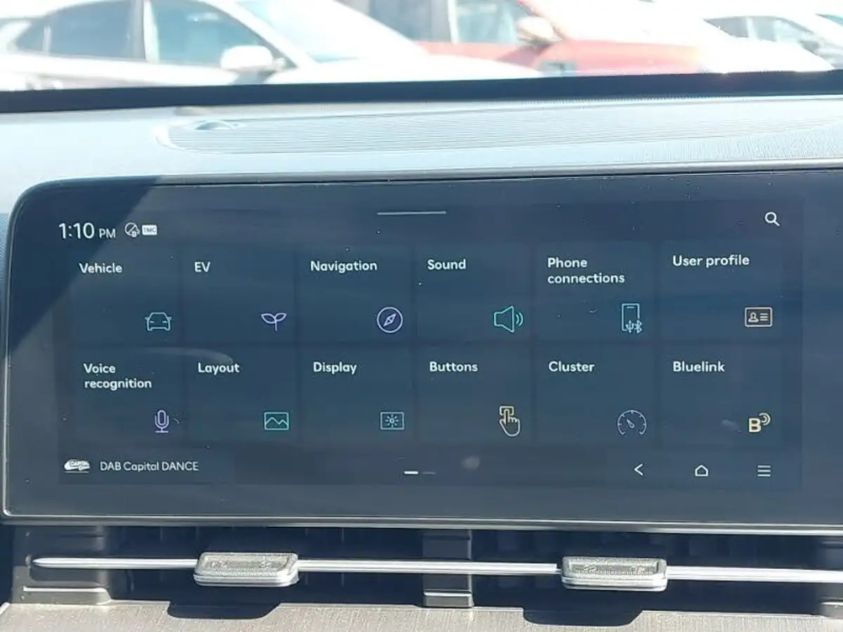 2024-hyundai-kona-e-advance-218ps-65kwh-big-12