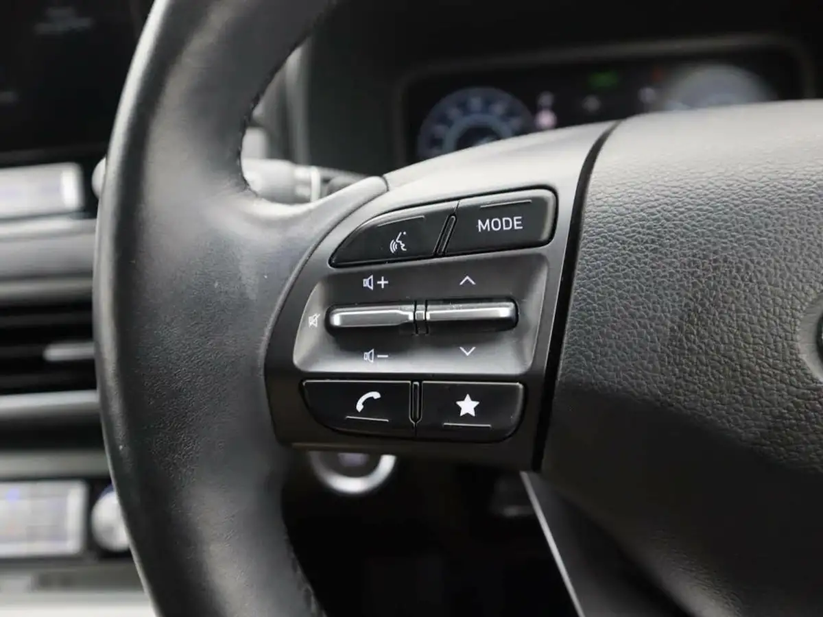 2022-hyundai-kona-e-premium-204ps-64kwh-7kw-obc-big-40