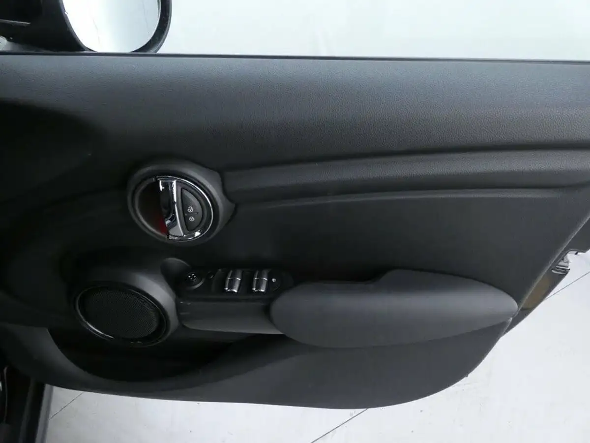 2020-mini-countryman-15-cooper-classic-auto-big-24