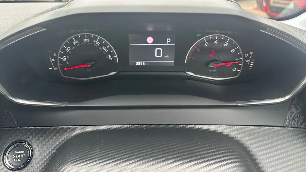 2023-peugeot-208-12-puretech-active-premium-100ps-eat8-big-12