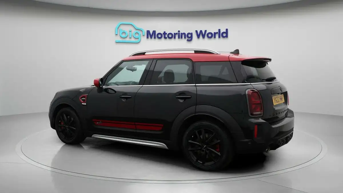 2022-mini-countryman-20-john-cooper-works-big-5