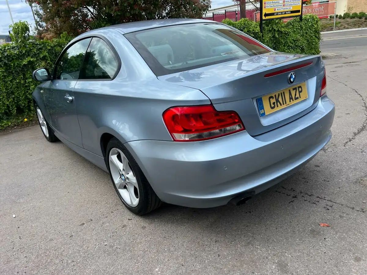 2011-bmw-1-series-20-120i-se-coupe-2d-auto-big-3