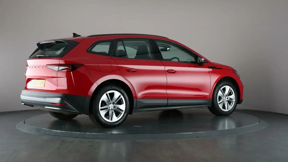 2022-skoda-enyaq-e-60-big-7