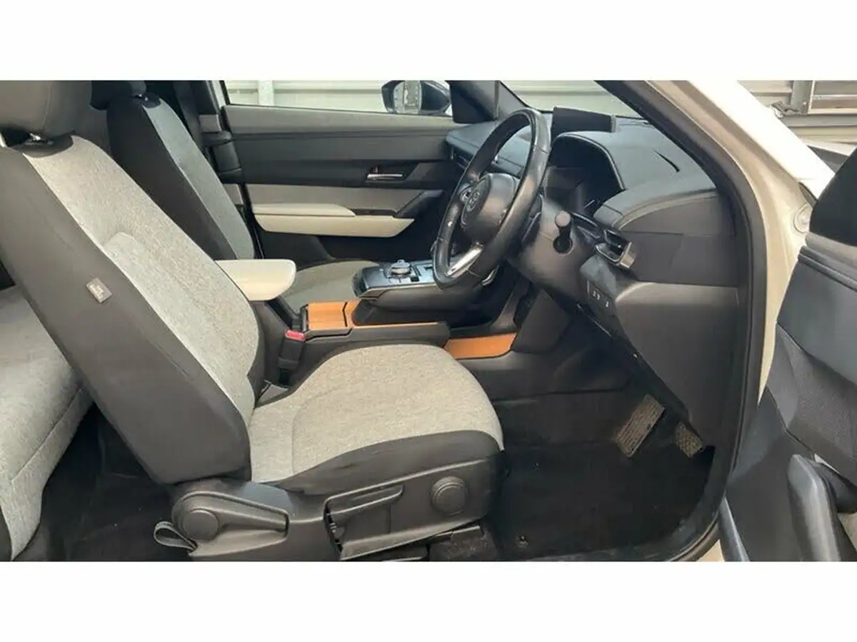 2022-mazda-mx-30-e-se-l-lux-big-2