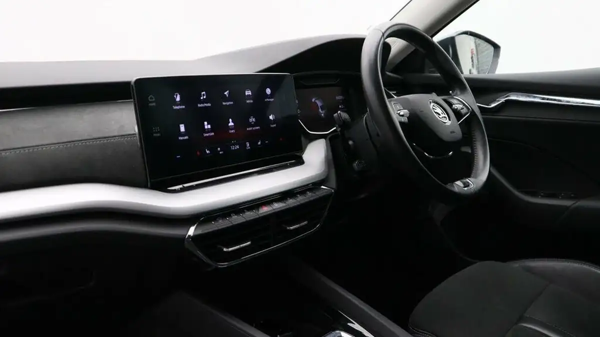 2021-skoda-octavia-big-5