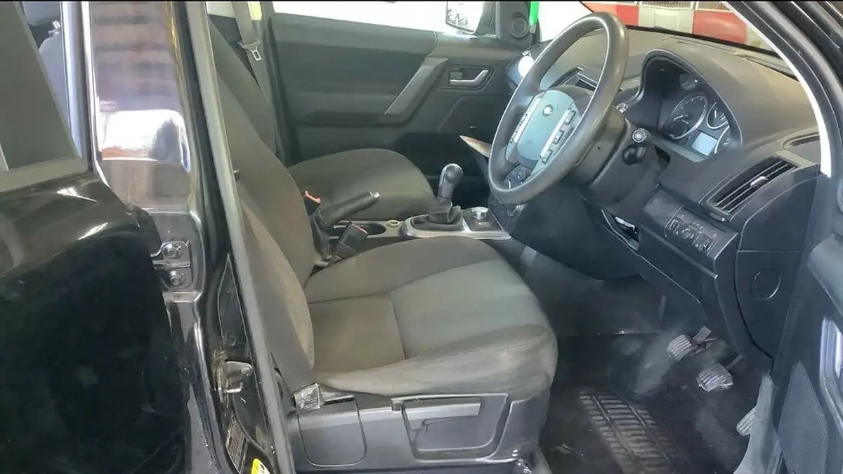 2009-land-rover-freelander-2-22td4e-gs-big-4