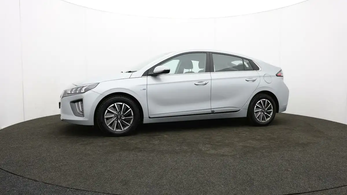 2021-hyundai-ioniq-e-premium-electric-100kw-big-64