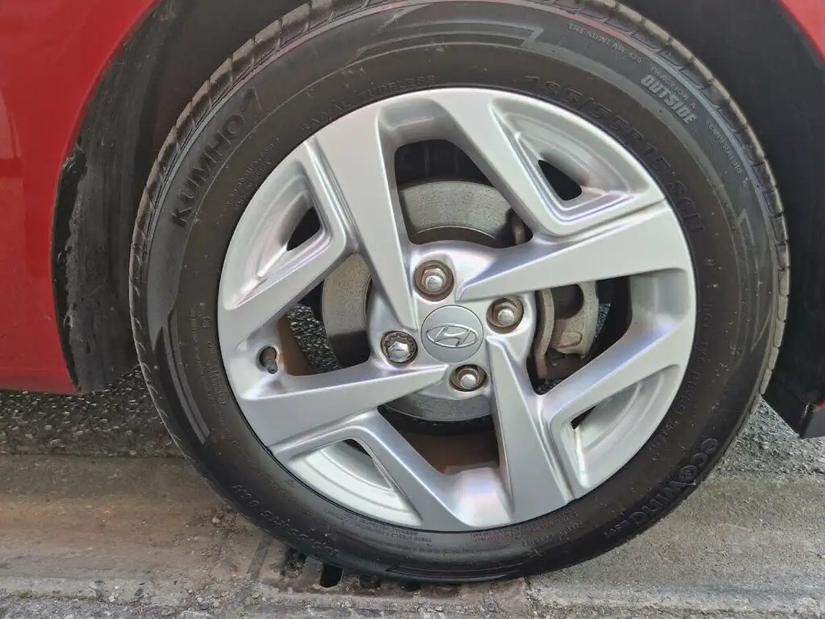 2021-hyundai-i10-10-se-connect-big-22