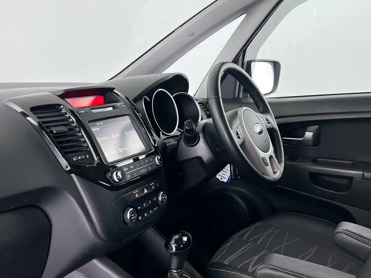 2019-kia-venga-16-3-auto-big-16