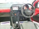 2015-toyota-aygo-10-x-pression-x-wave-x-tra-convenience-x-nav-small-10