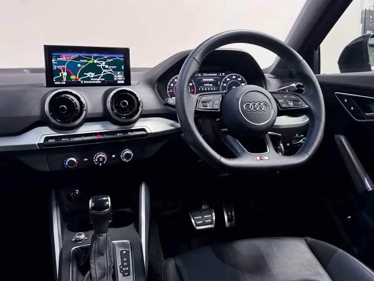2022-audi-q2-15-35-tfsi-black-edition-s-tronic-big-29