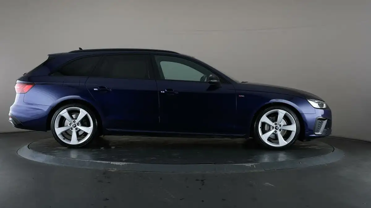 2021-audi-a4-avant-20-40-tfsi-black-edition-204ps-big-53