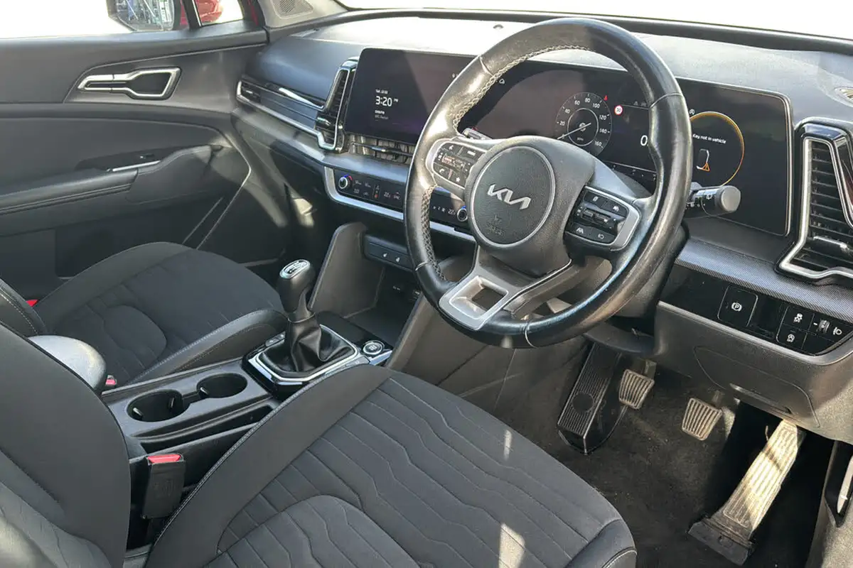 2022-kia-sportage-16-t-gdi-3-148bhp-1598cc-big-8