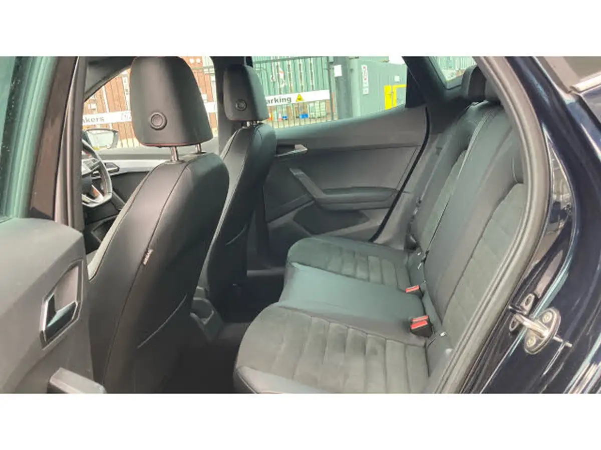 2022-seat-arona-10-tsi-fr-sport-dsg-big-15