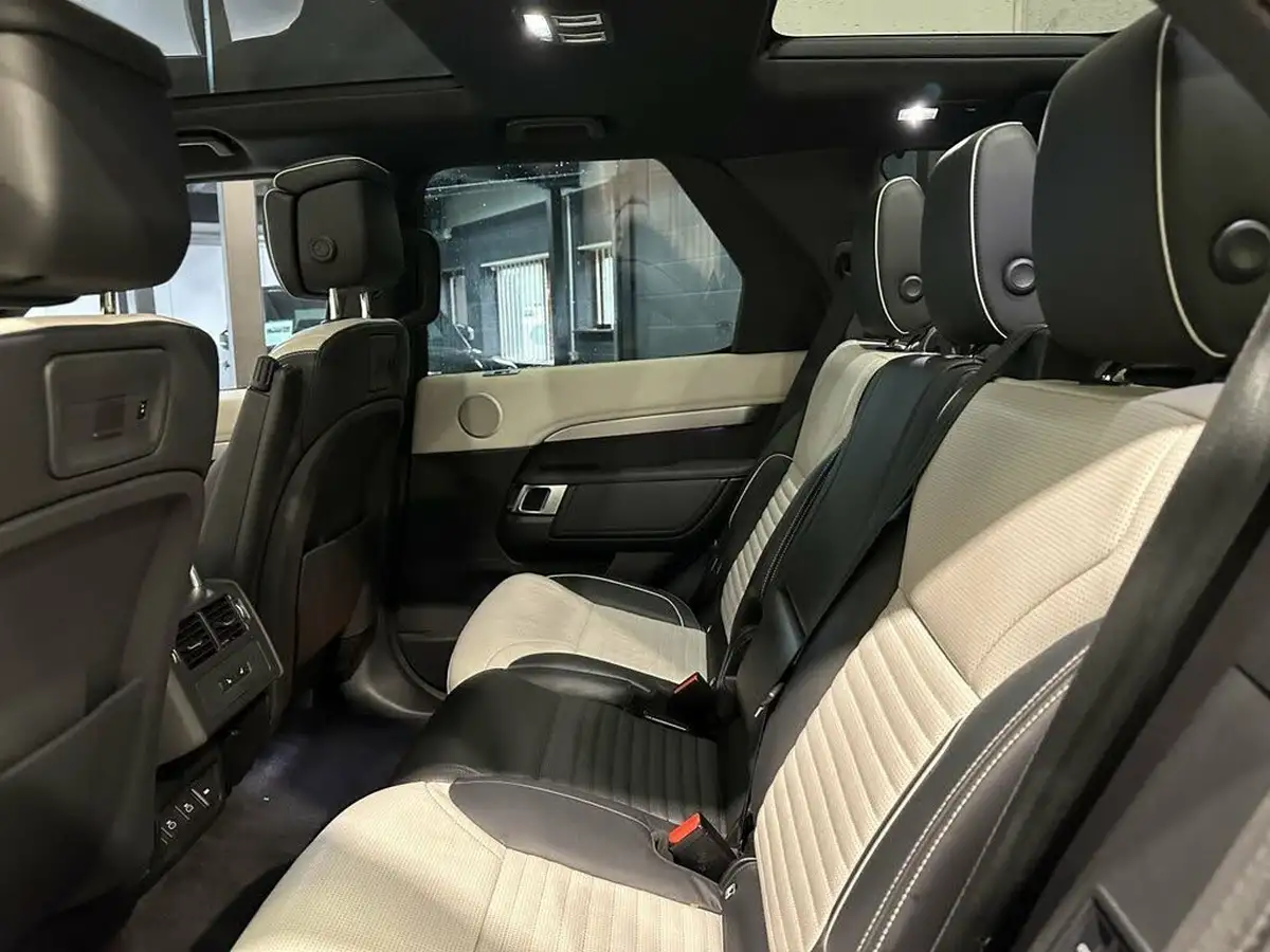 2021-land-rover-discovery-30-d300-r-dynamic-hse-big-18