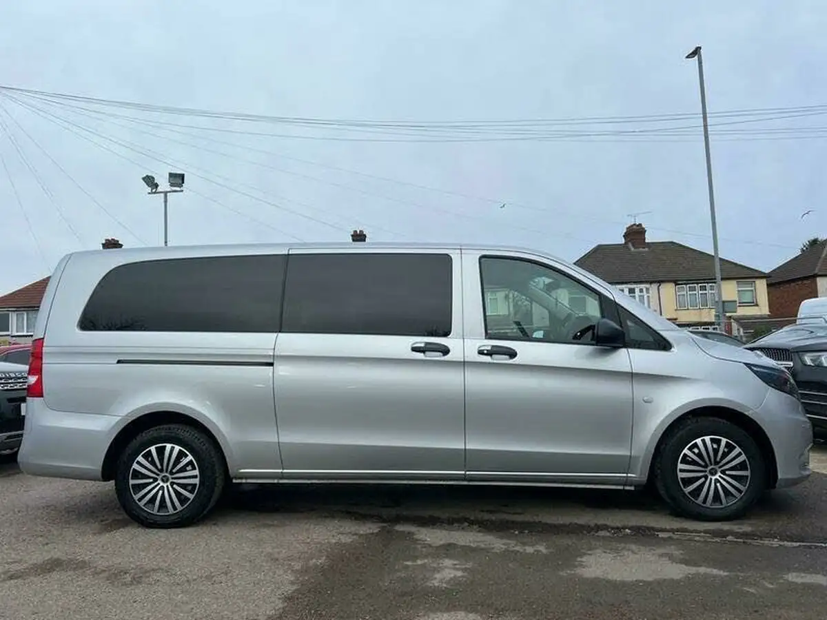 2019-mercedes-benz-vito-21cdi-tourer-pro-114-long-big-46