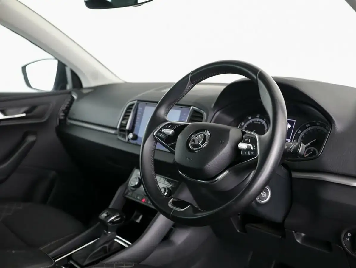 2021-skoda-karoq-15-tsi-se-technology-dsg-big-29