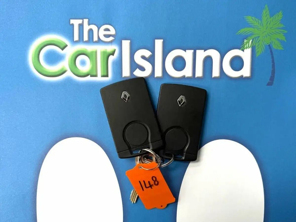 2018-renault-captur-09-tce-play-big-30