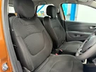 2018-renault-captur-09-tce-play-small-17