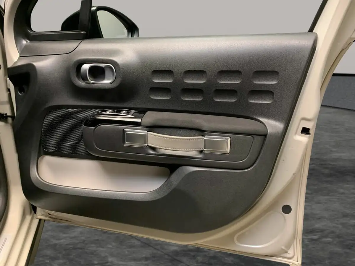 2022-citroen-c3-12-puretech-c-series-big-26