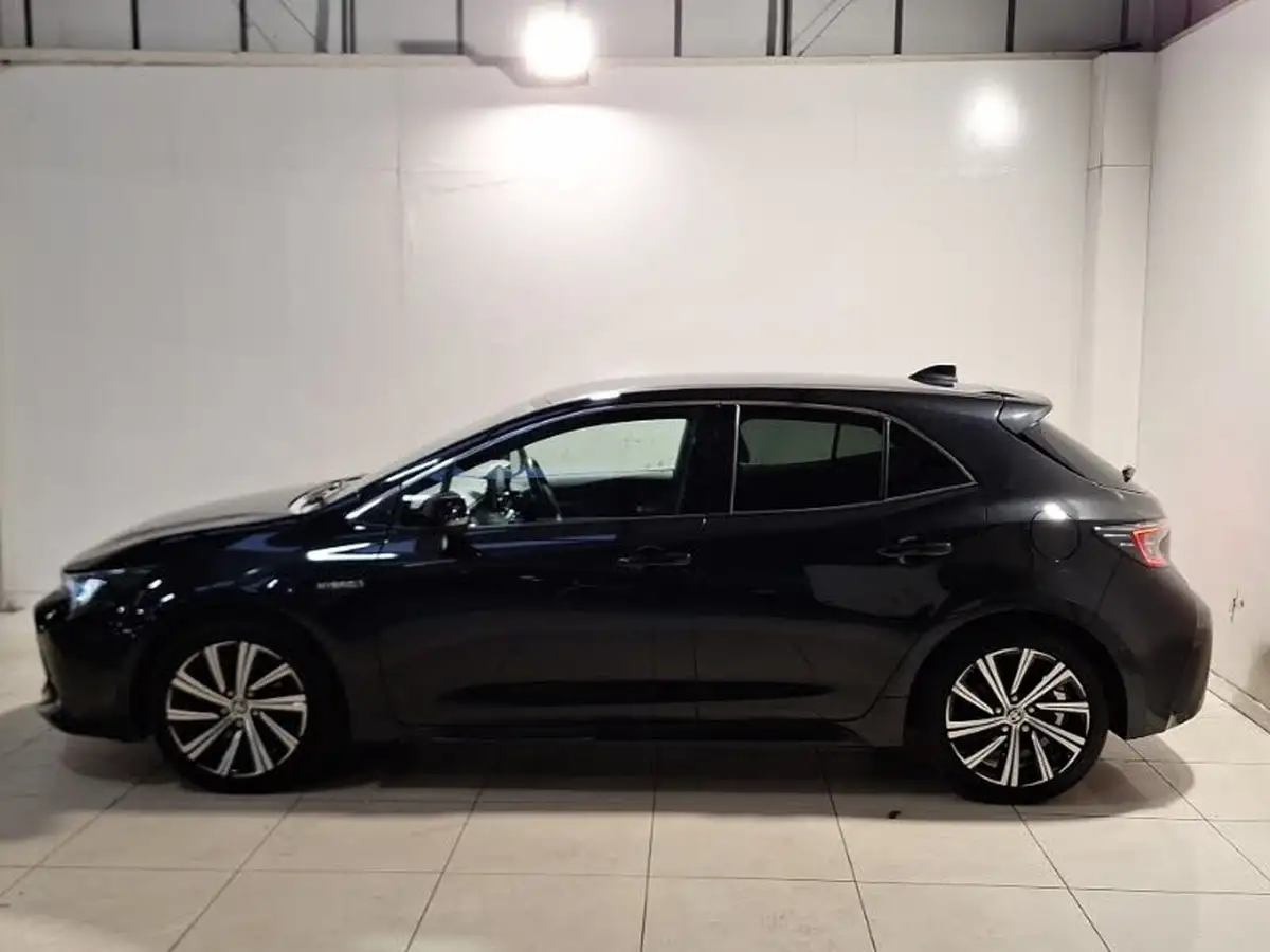2021-toyota-corolla-20-vvt-i-design-spare-wheel-hatchback-big-3