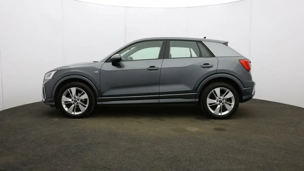 2021-audi-q2-15-35-tfsi-s-line-tronic-big-59