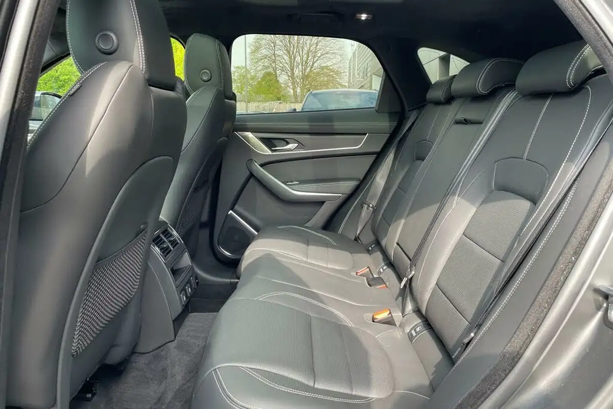 2024-jaguar-f-pace-20-p400e-r-dynamic-hse-black-90th-anniversary-edition-big-51