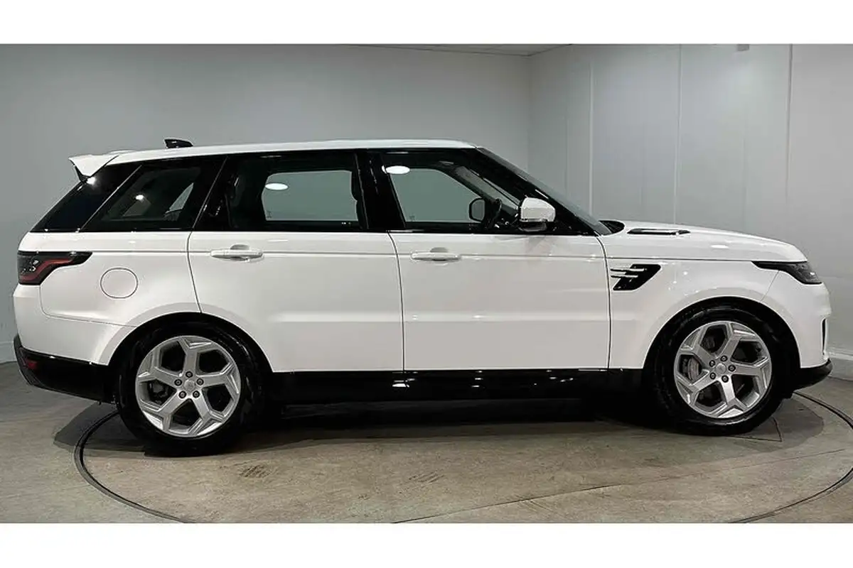 2022-land-rover-range-rover-sport-30-d250-hse-big-3