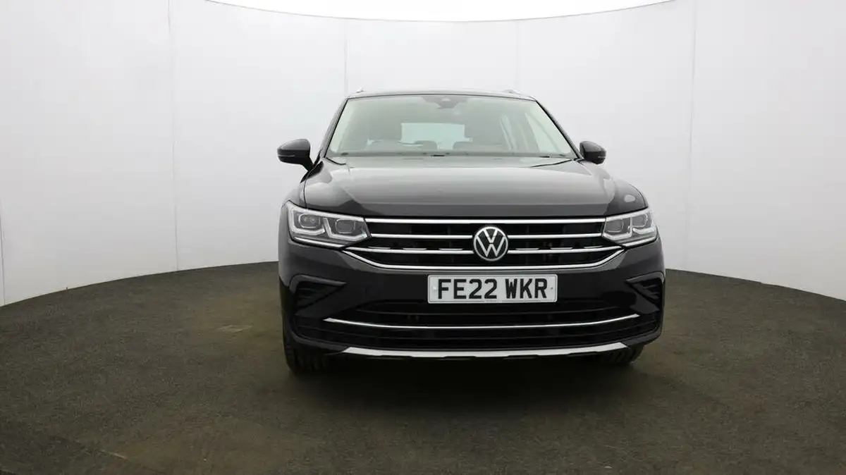 2022-volkswagen-tiguan-15-tsi-elegance-big-35