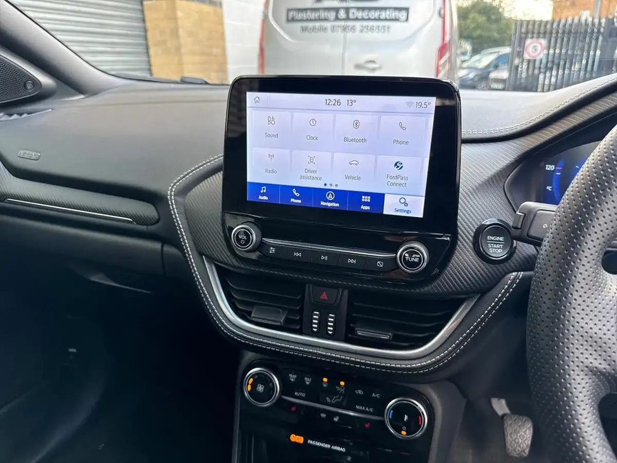 2022-ford-puma-suv-10-st-line-vignale-125ps-big-18