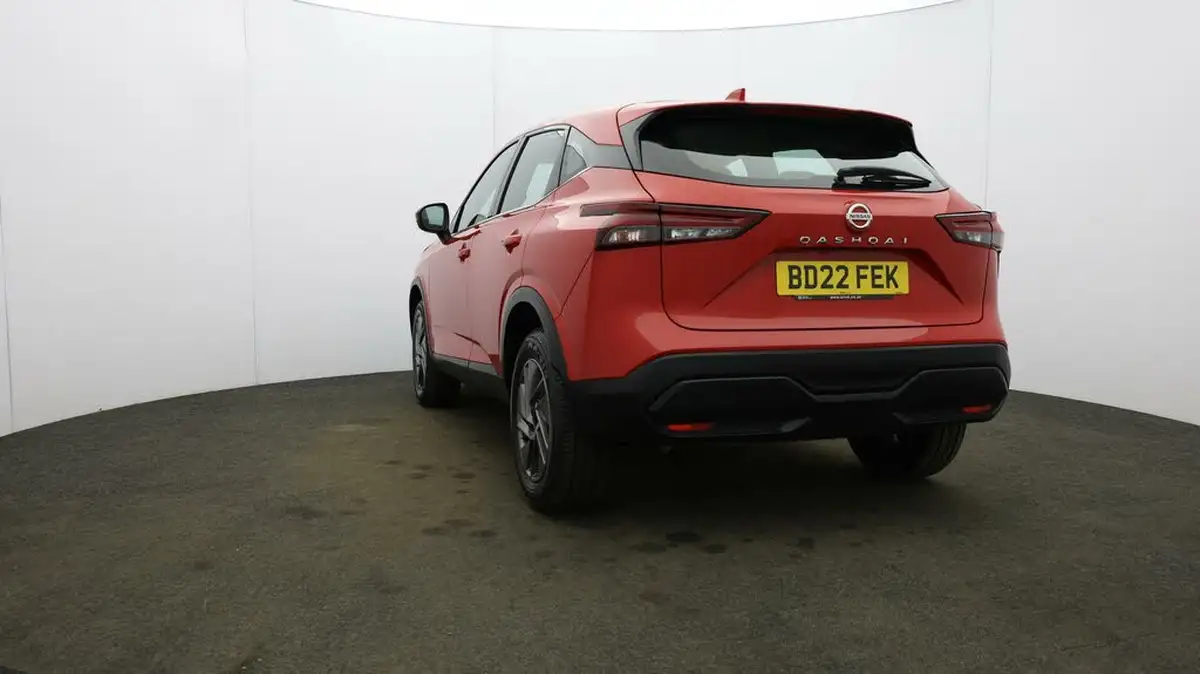 2022-nissan-qashqai-13-dig-t-acenta-premium-140ps-big-22