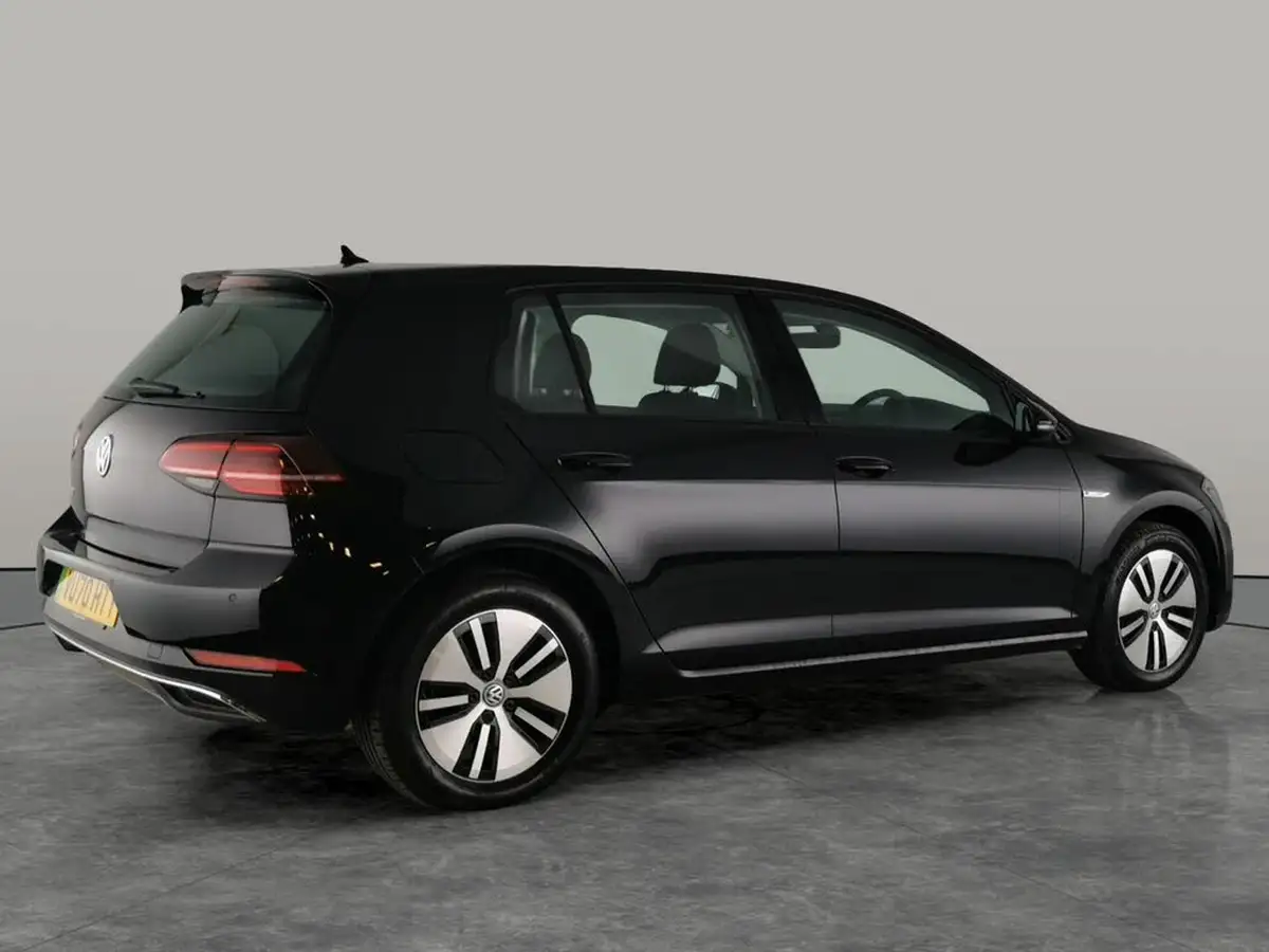 2020-volkswagen-golf-e-e-golf-big-9