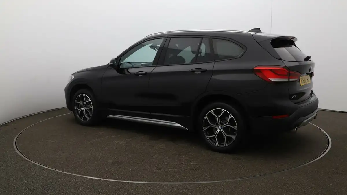 2022-bmw-x1-20-xdrive20i-xline-big-27