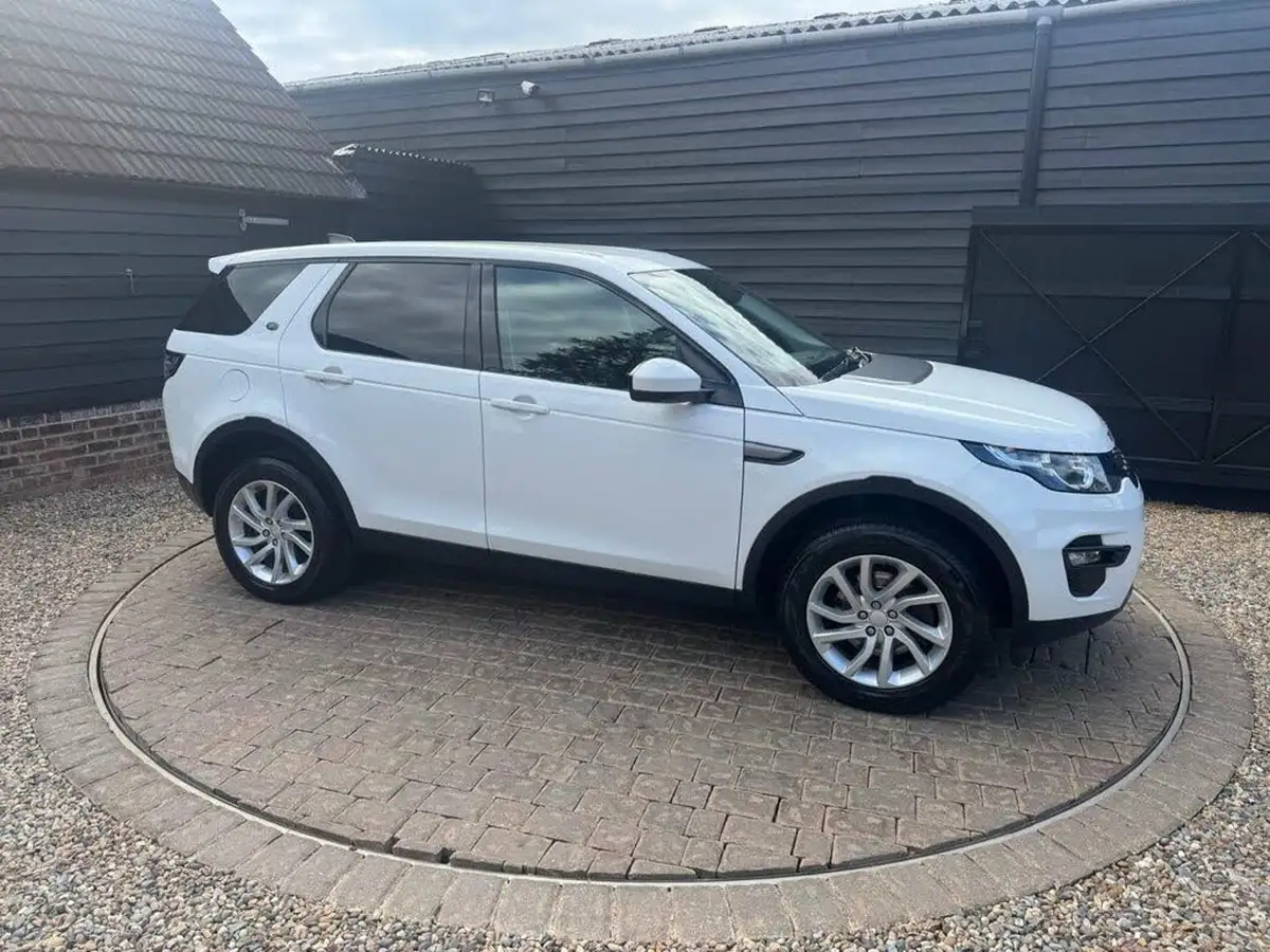 2017-land-rover-discovery-sport-20td4-se-tech-182ps-suv-auto-big-22