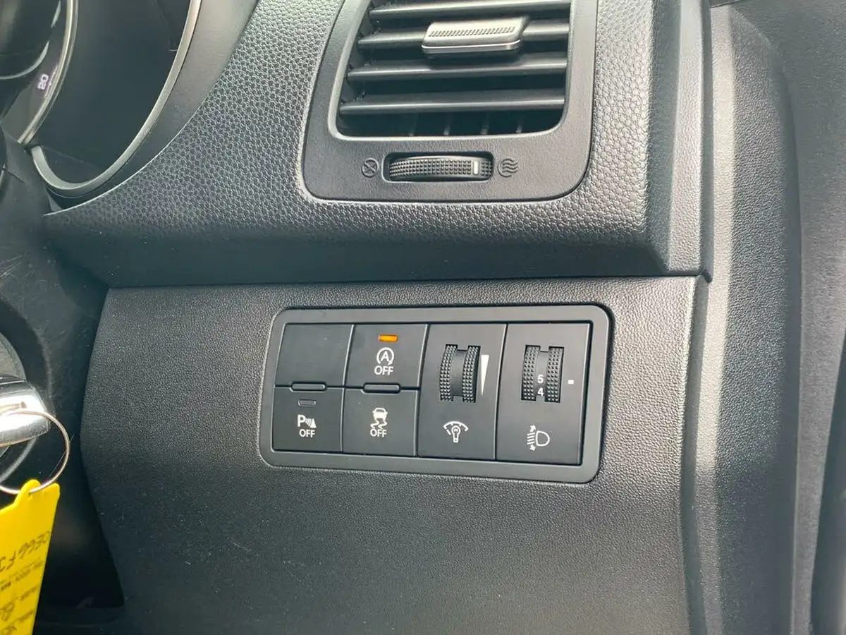 2016-kia-venga-14-2-big-20