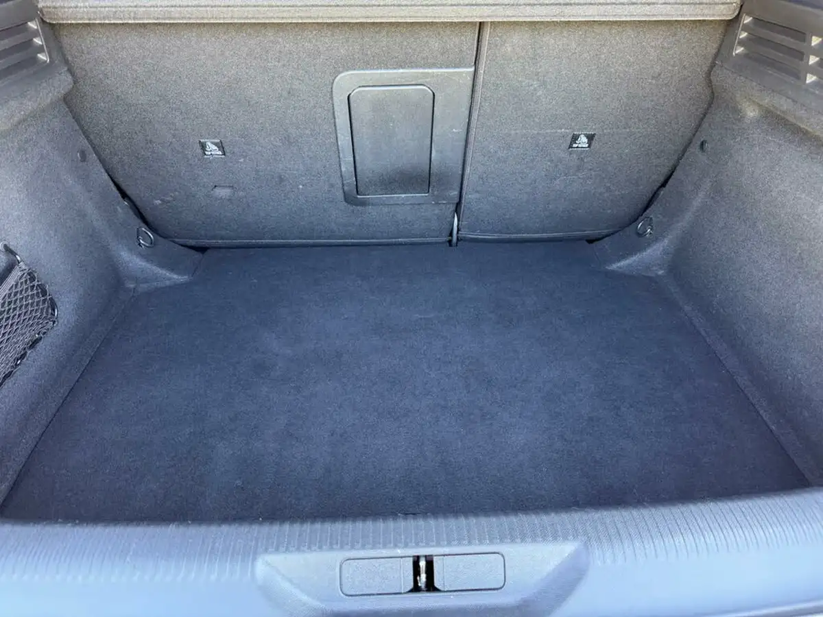 2022-peugeot-308-12-puretech-allure-premium-eat8-big-32