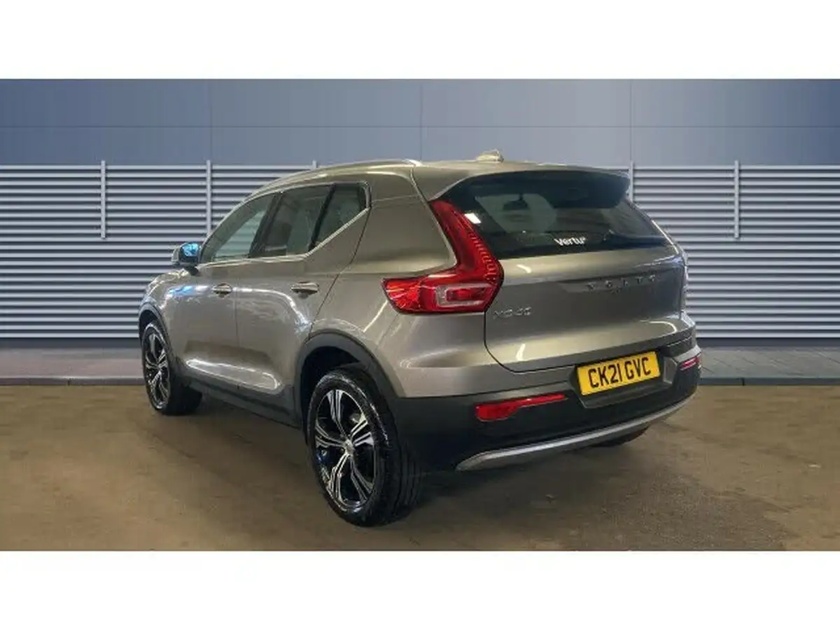 2021-volvo-xc40-15-t3-inscription-pro-161bhp-auto-big-1