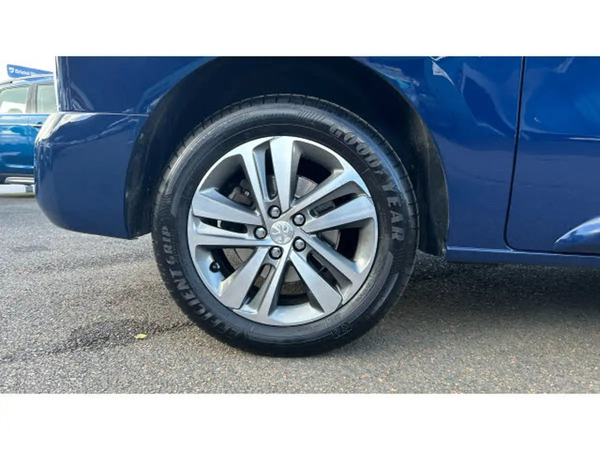 2018-peugeot-traveller-20-bluehdi-business-vip-20bluehdi-150ps-standardss-big-6