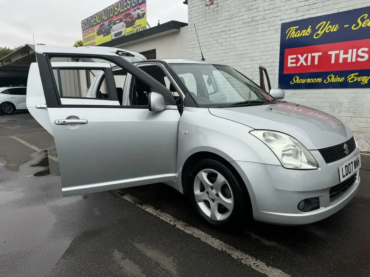 2007-suzuki-swift-15-glx-5d-big-43
