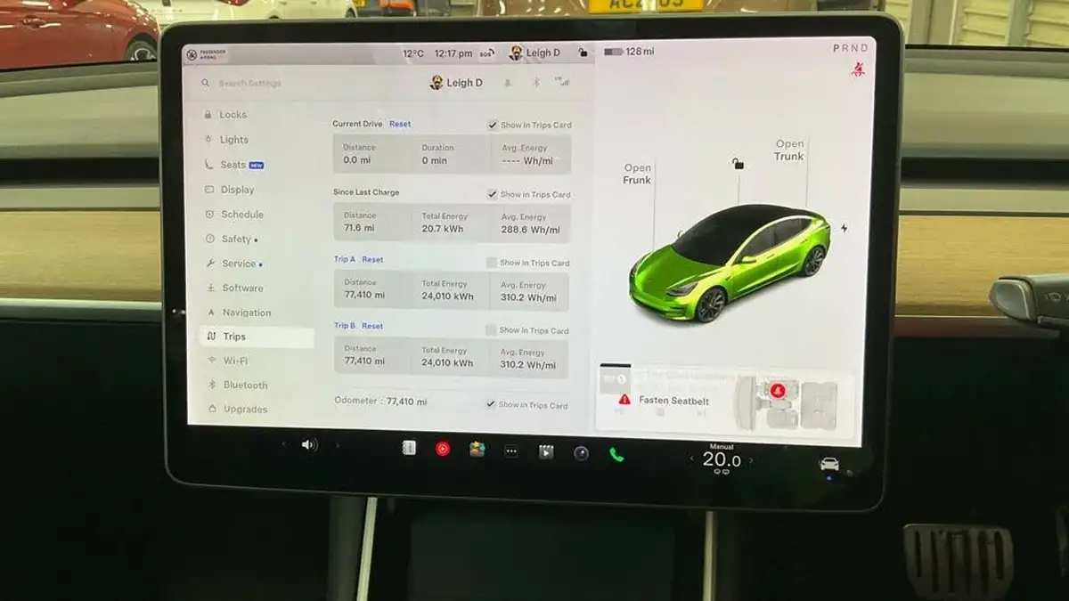 2020-tesla-model-3-e-performance-big-7
