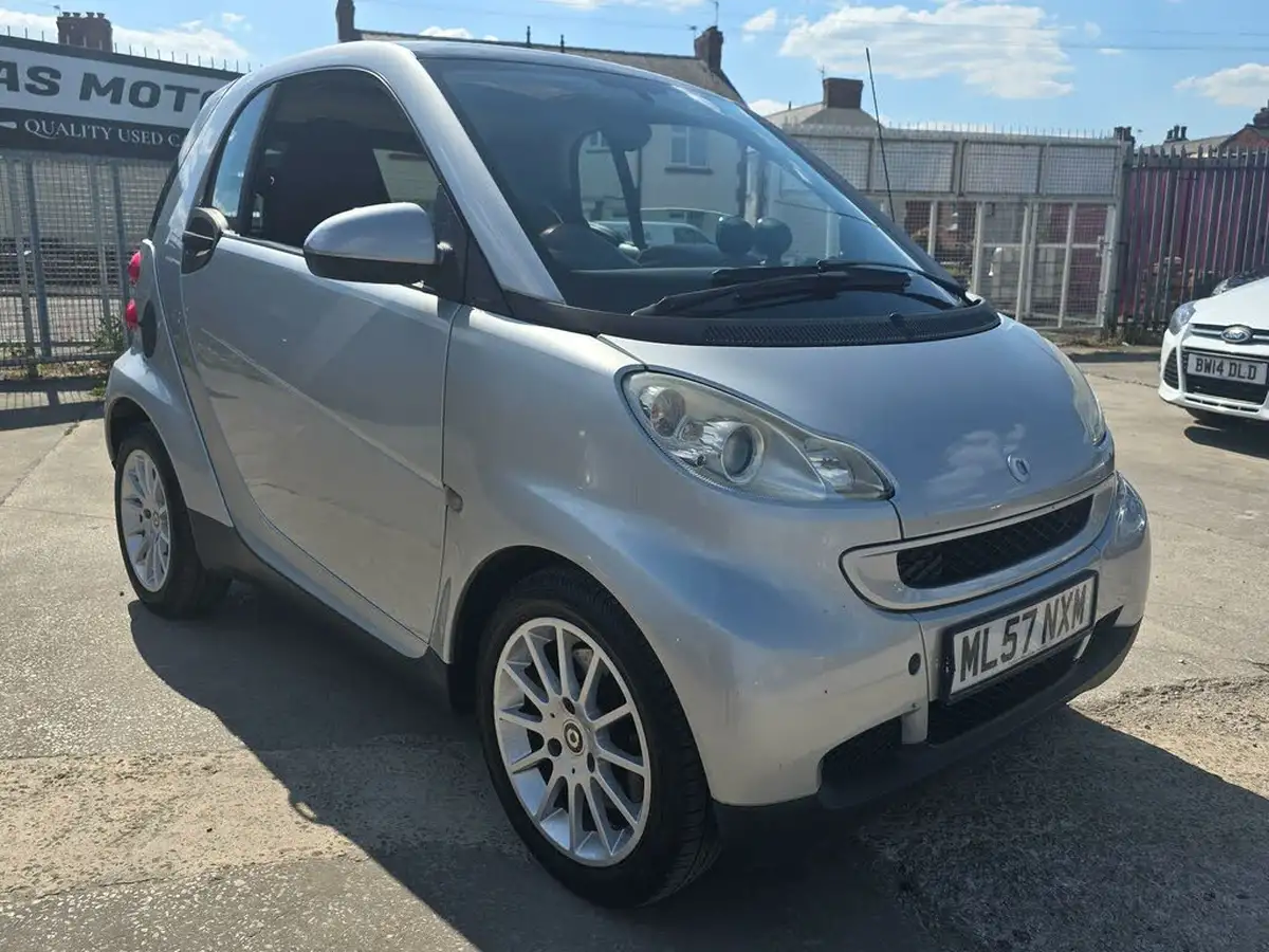 2007-smart-fortwo-10-passion-71bhp-coupe-big-0