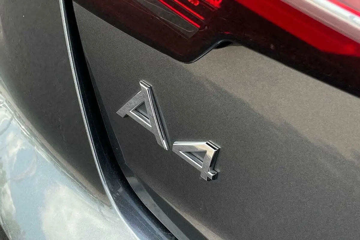 2021-audi-a4-20-40-tfsi-s-line-204ps-big-23